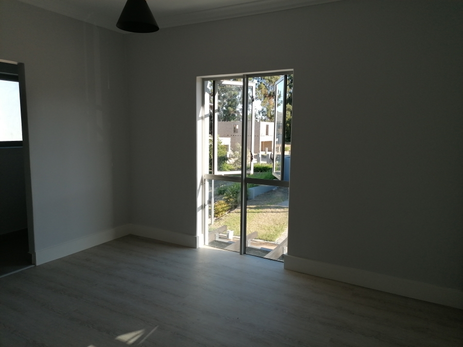 To Let 3 Bedroom Property for Rent in Langeberg Heights Western Cape